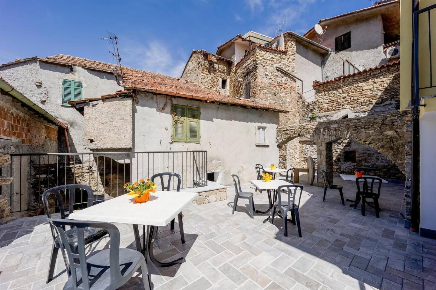 Appartamento Alba Dachi Farm Marina dʼMarina dʼAndora Buitenkant foto