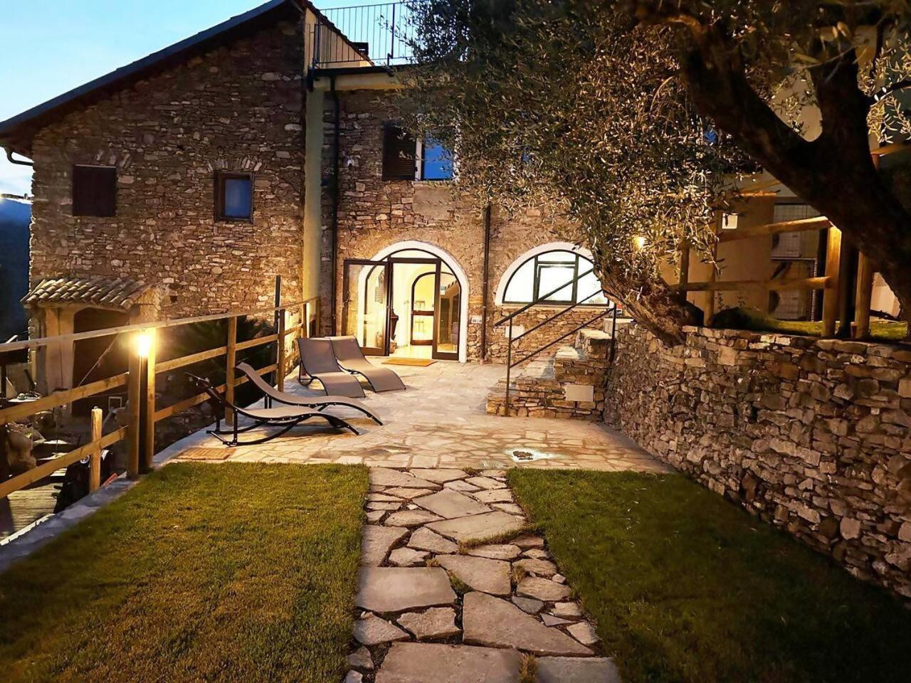Appartamento Alba Dachi Farm Marina dʼMarina dʼAndora Buitenkant foto